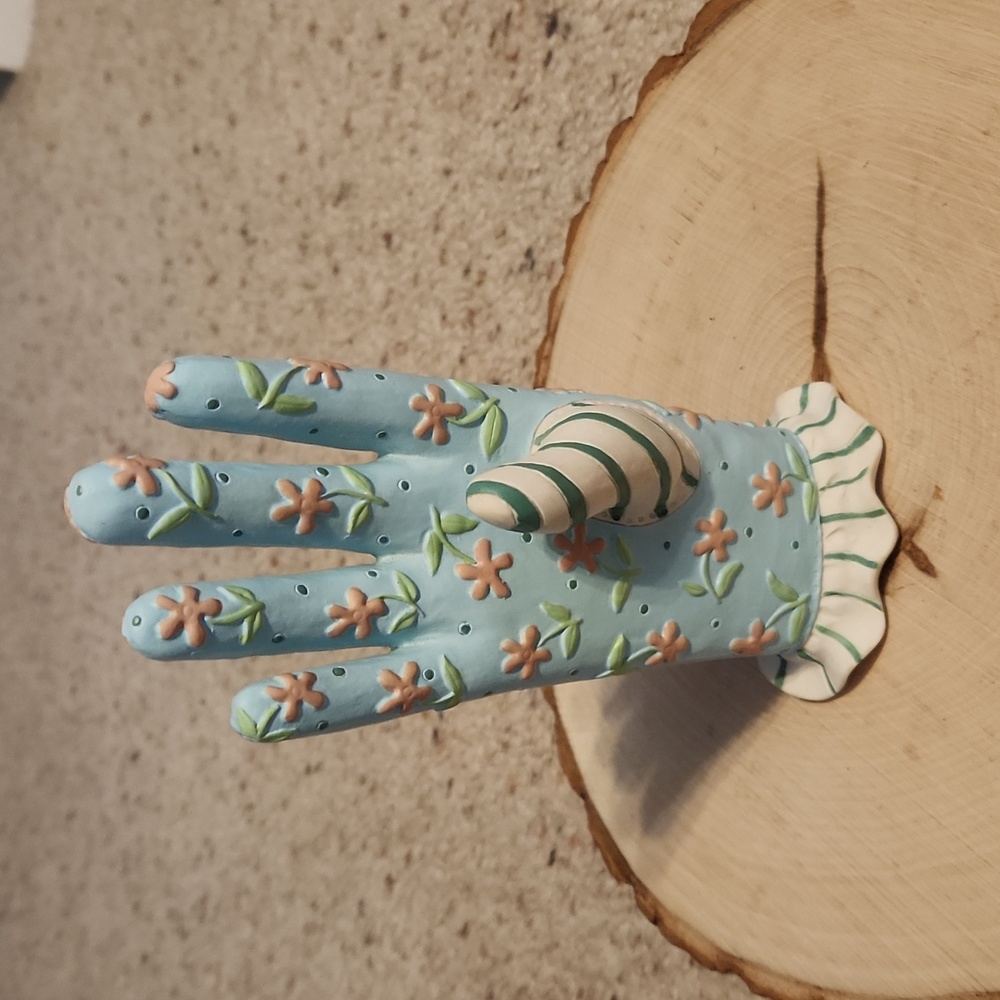 Shannon Mcgraws Two's Company Blue Floral Ring Holder